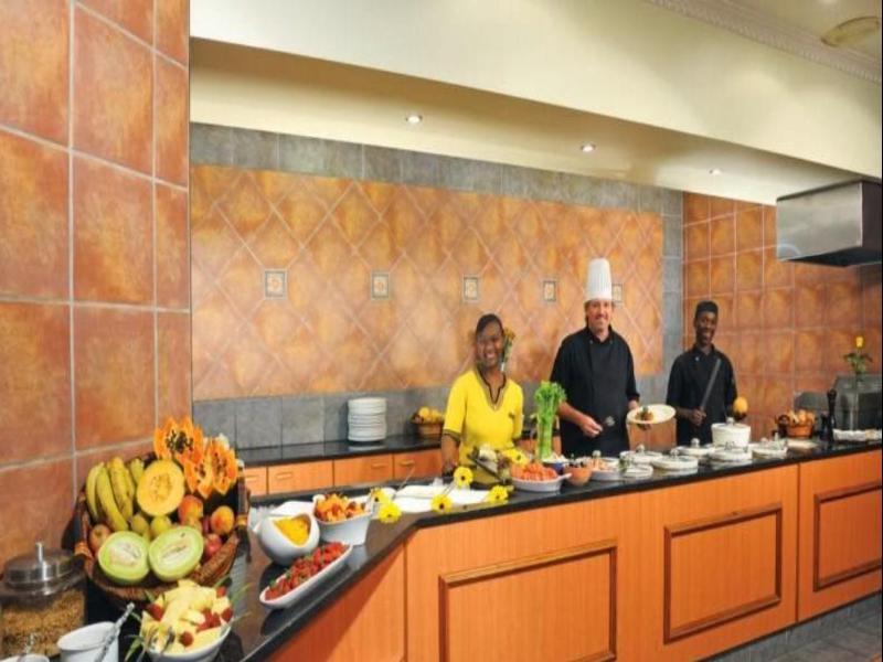 Brookes Hill Suites Hotel Порт Елизабет Екстериор снимка