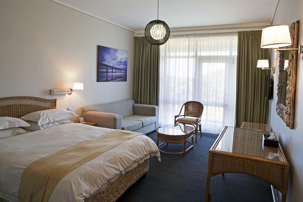 Brookes Hill Suites Hotel Порт Елизабет Екстериор снимка